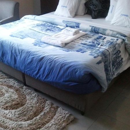 Crownedge Hotels Ikeja Habitación foto