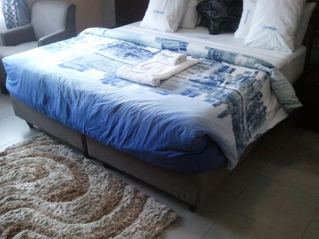Crownedge Hotels Ikeja Habitación foto